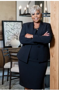 Deirdre Mack Lynch image