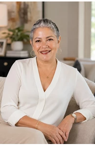 Lourdes Hernandez image