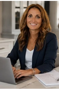 Katie Weaver image