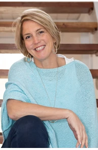 Ali White image
