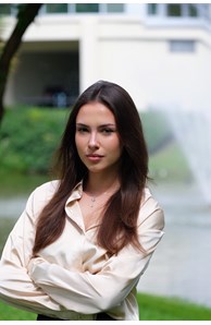 Polina Demidova image