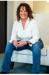 Pam Moore image
