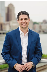 Tom Hustava image