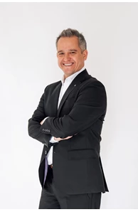Abraham Pedraza image
