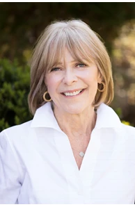 Donna Halloran image