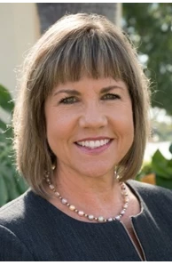 Julie Serrao image