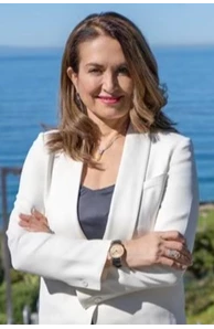 Roya Oveisi image