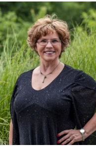 Stacey Larkin image