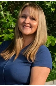 Tanya Schuetz image