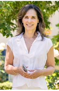Stephanie Elkins image
