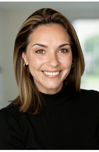 Kristin Estrella image