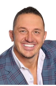 Adam Ferguson image