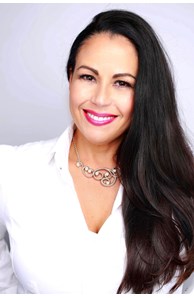 Angela Caspary image