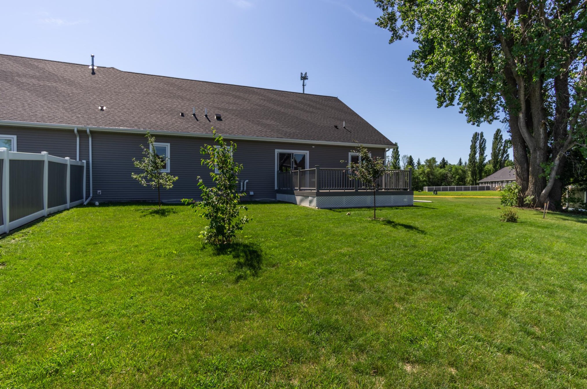 1419 Greenway Blvd, East Grand Forks MN  56721 exterior