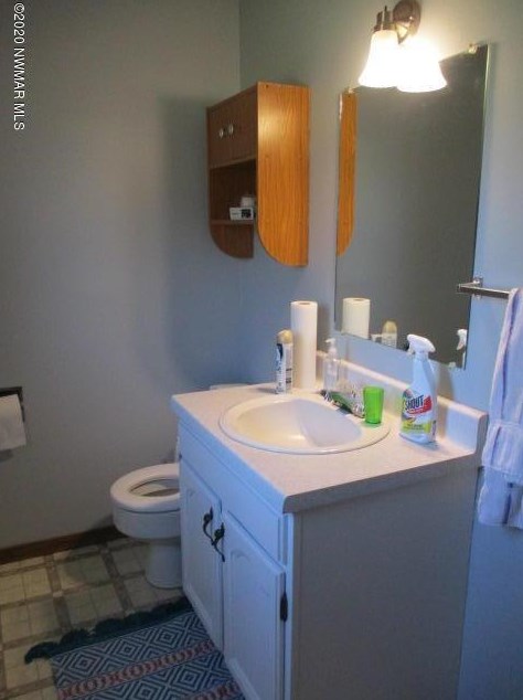107 Washington St, Warroad, MN 56763-2605