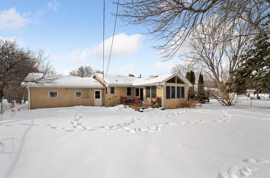 5875 Tennison Dr, Minneapolis, MN 55432-5762