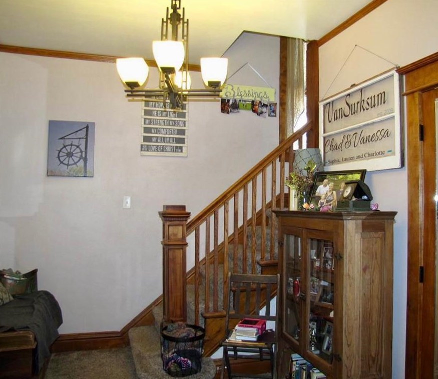 514 Lincoln St, Luverne, MN 56156-1608