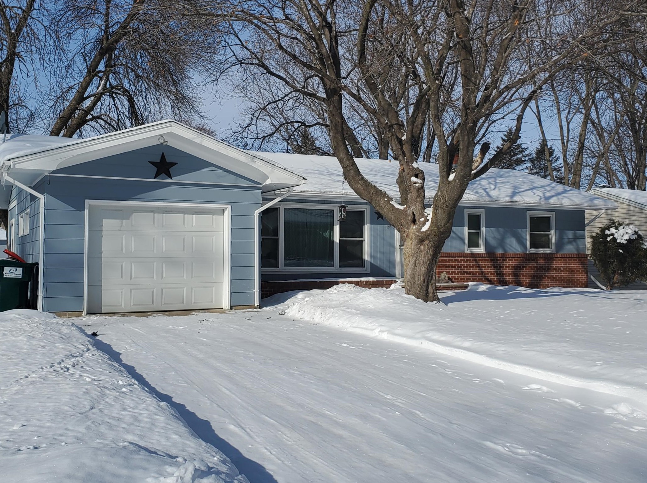 1349 Sycamore St, Troy, WI 54022-3005