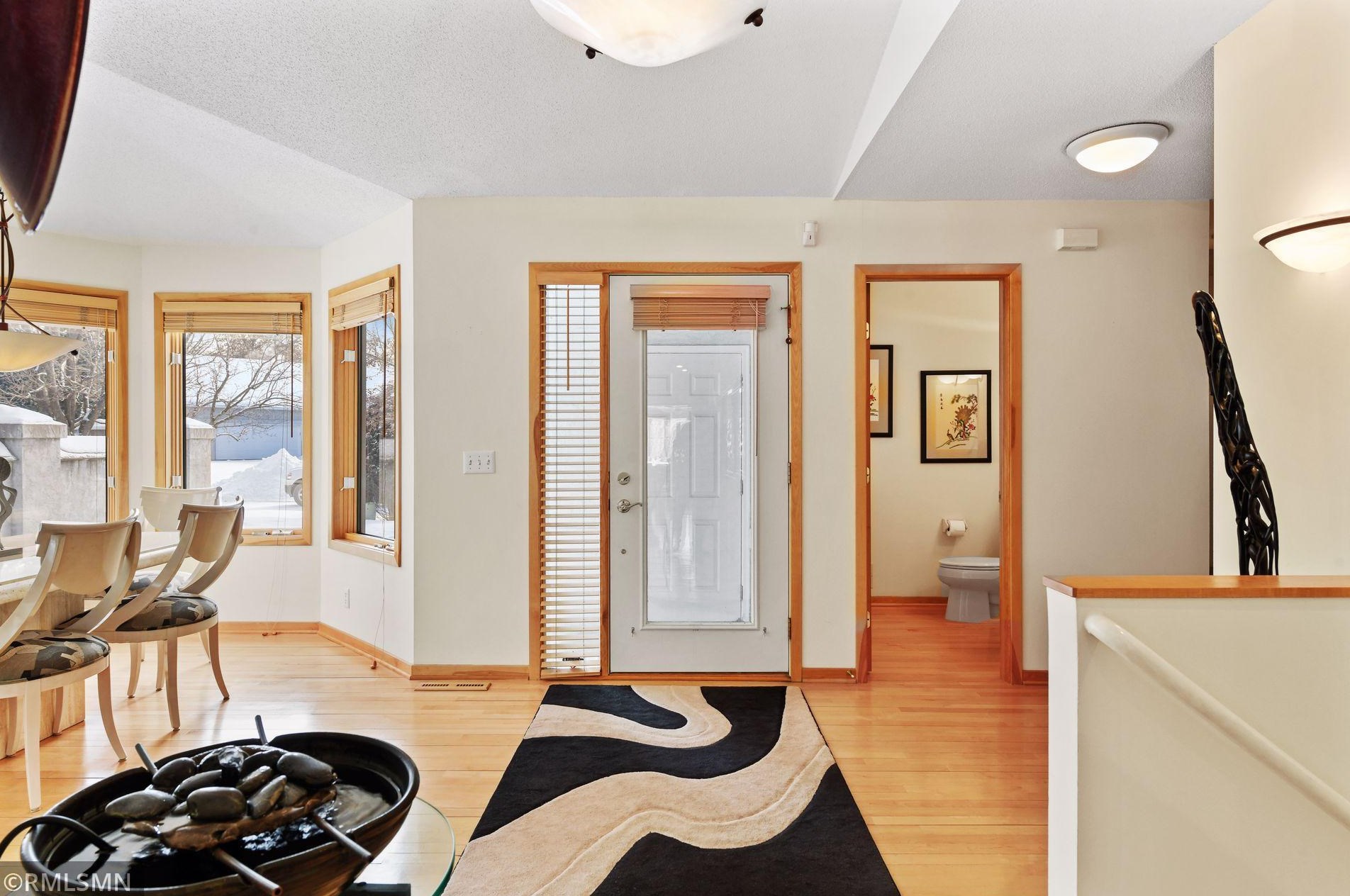 4060 Wyndham Hill Dr, Hopkins, MN 55343-6914