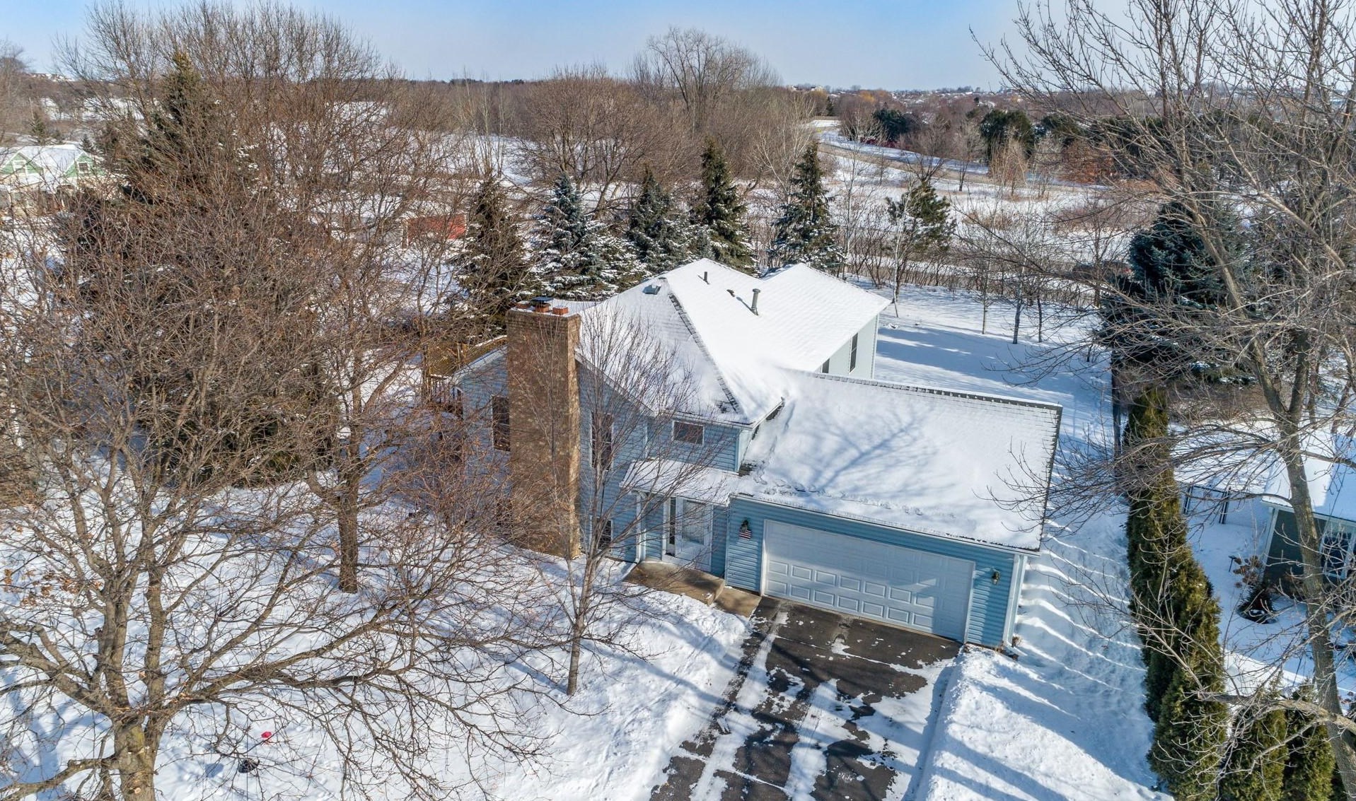 1123 Sunrise Dr, Saint Paul, MN 55125-8527