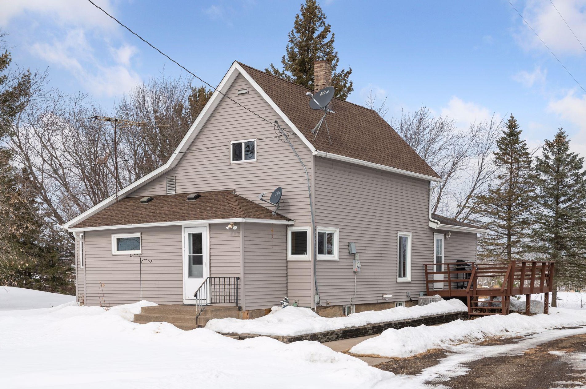 9413 120th St, Milaca, MN 56353-4159