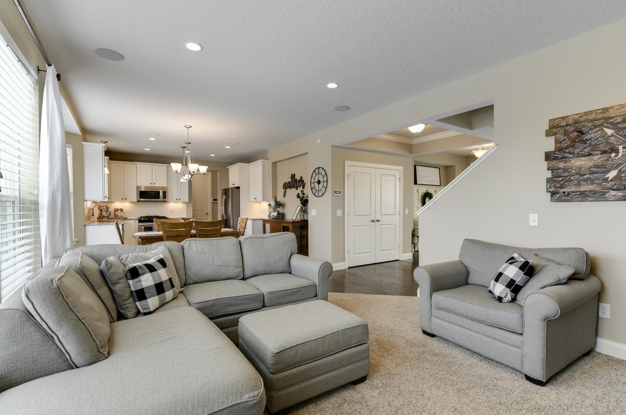 18185 Dunbury Ave, Farmington, MN 55024-7241