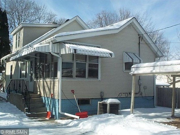 1042 Matilda St, Saint Paul, MN 55117-5131
