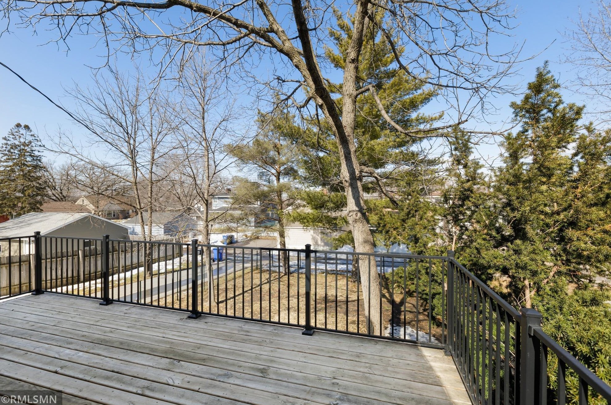 1933 Munster Ave, Saint Paul MN  55116-2625 exterior