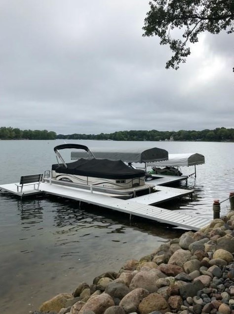 3652 River Rd, Clear Lake, MN 55319