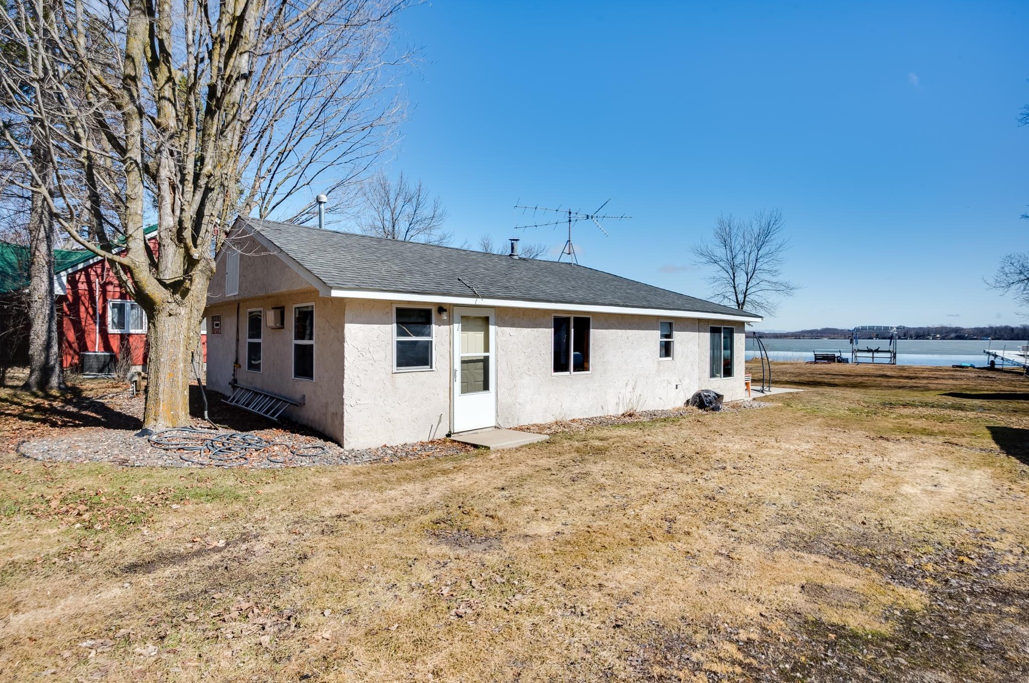 9018 Bishop Ave, Maple Lake, MN 55358-3001