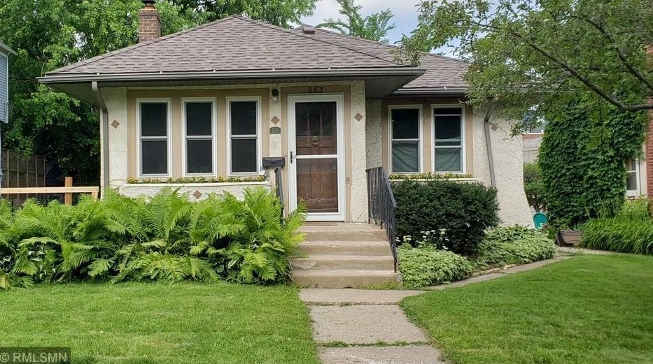 263 Saratoga St, Saint Paul, MN 55105-2435