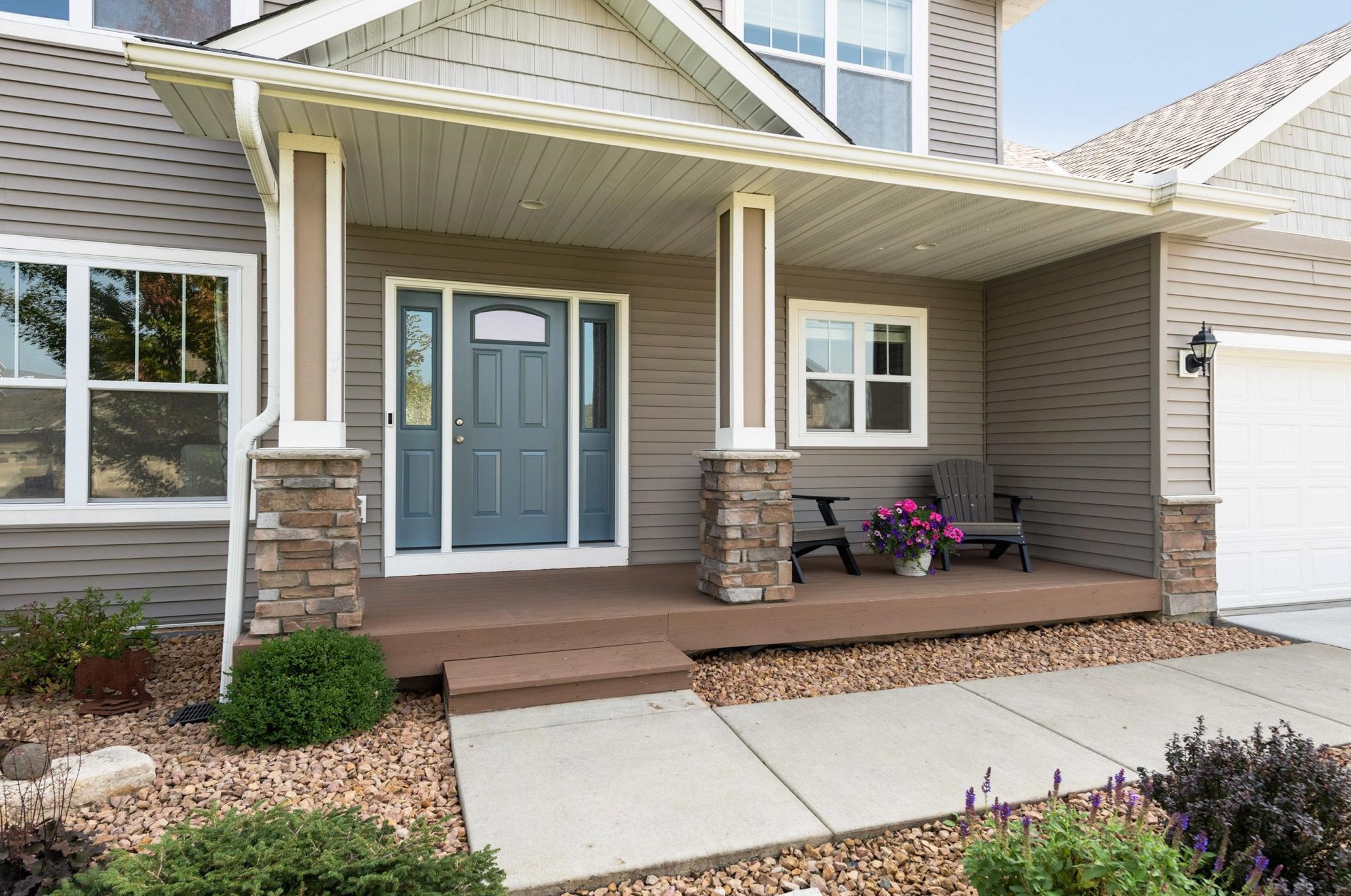20694 Frost Ct, Lakeville, MN 55044-4729