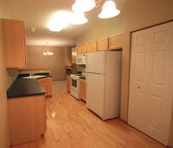 1572 Liberty Cir, Prior Lake, MN 55379