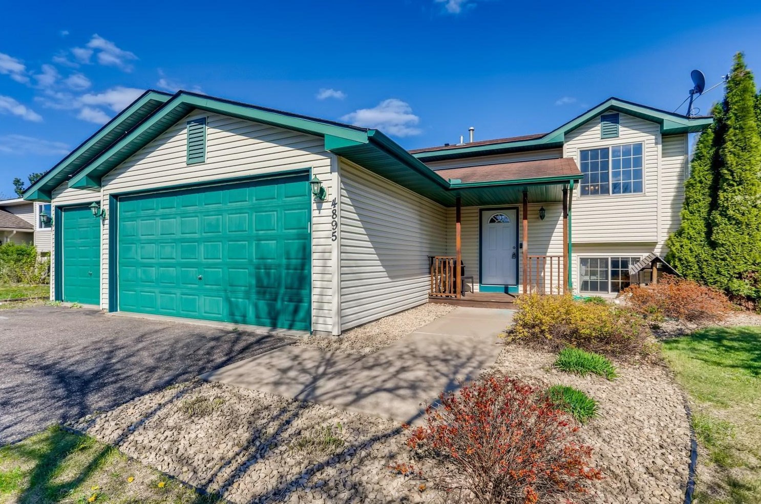 4895 Drake Cir, Big Lake, MN