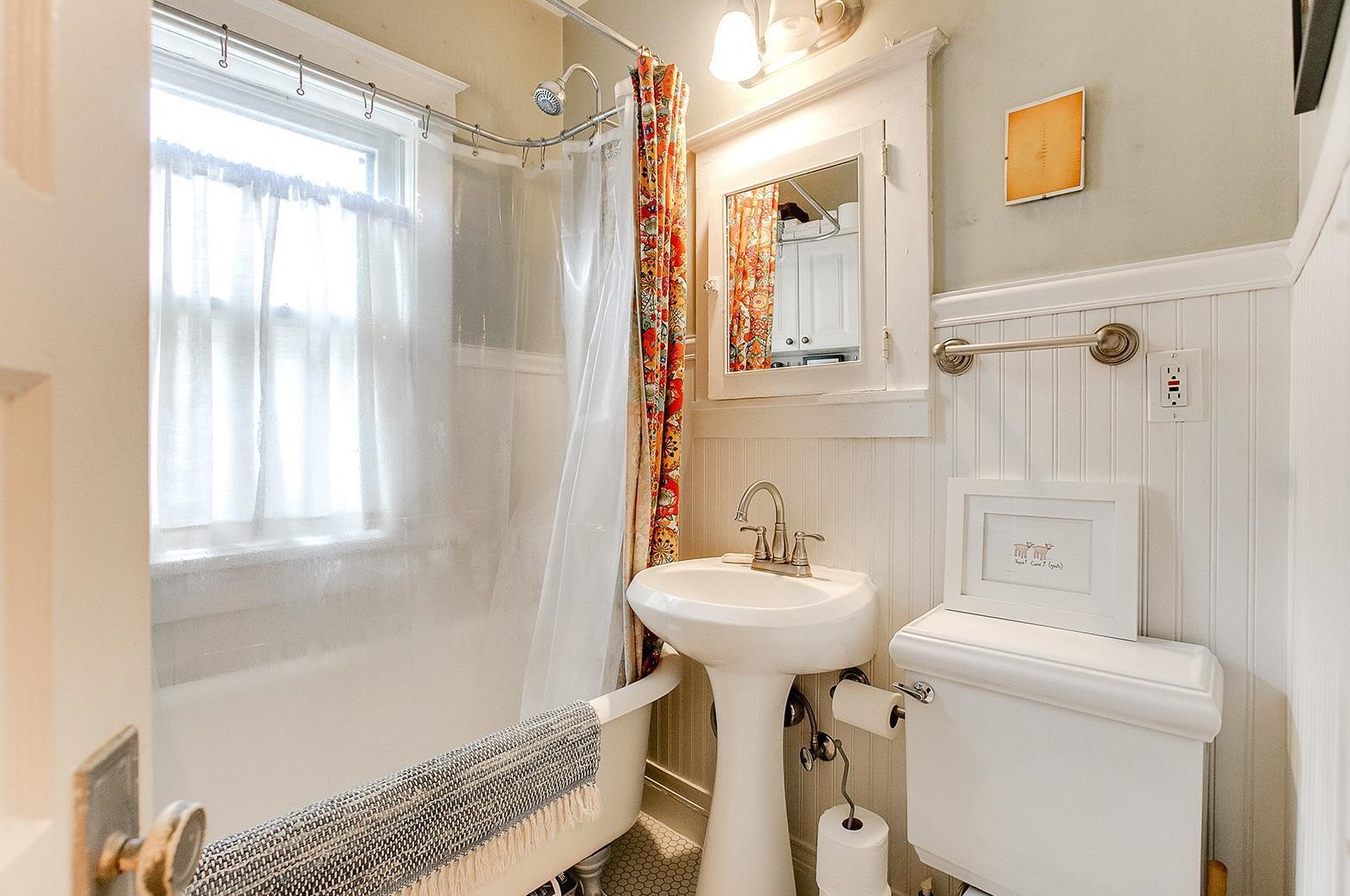 221 Mackubin St, Saint Paul MN  55102-4516 exterior