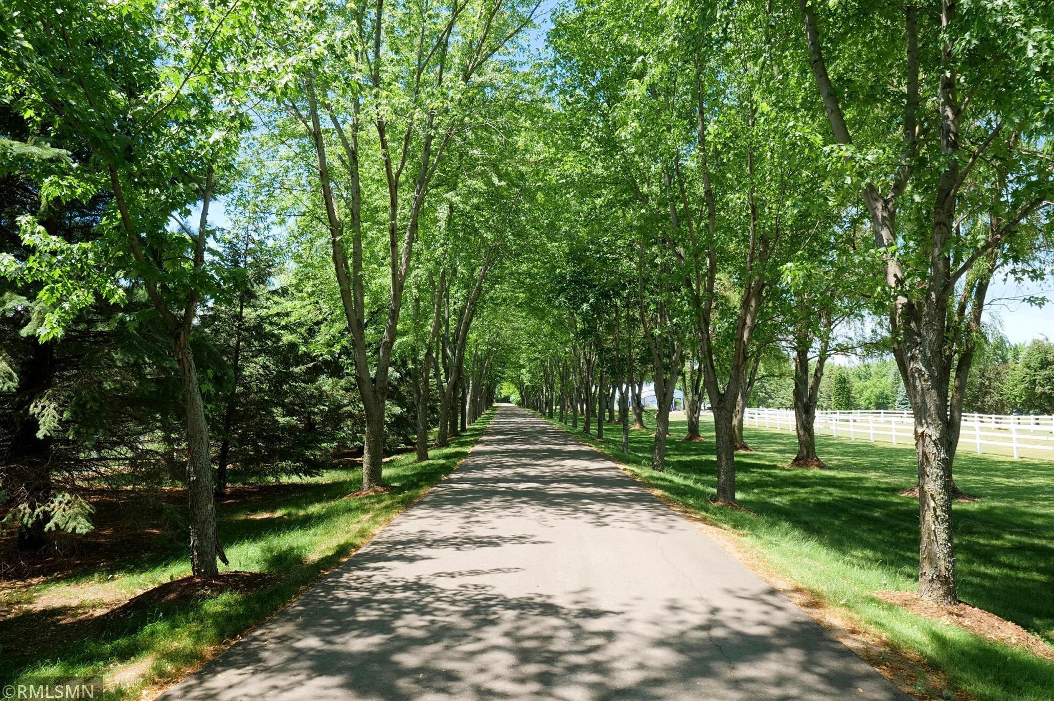 6655 County Road 19, Loretto, MN 55357-9769