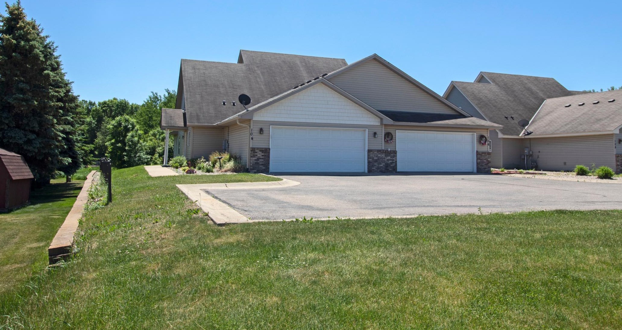 104 Iverson St W, Saint Joseph, MN 56374