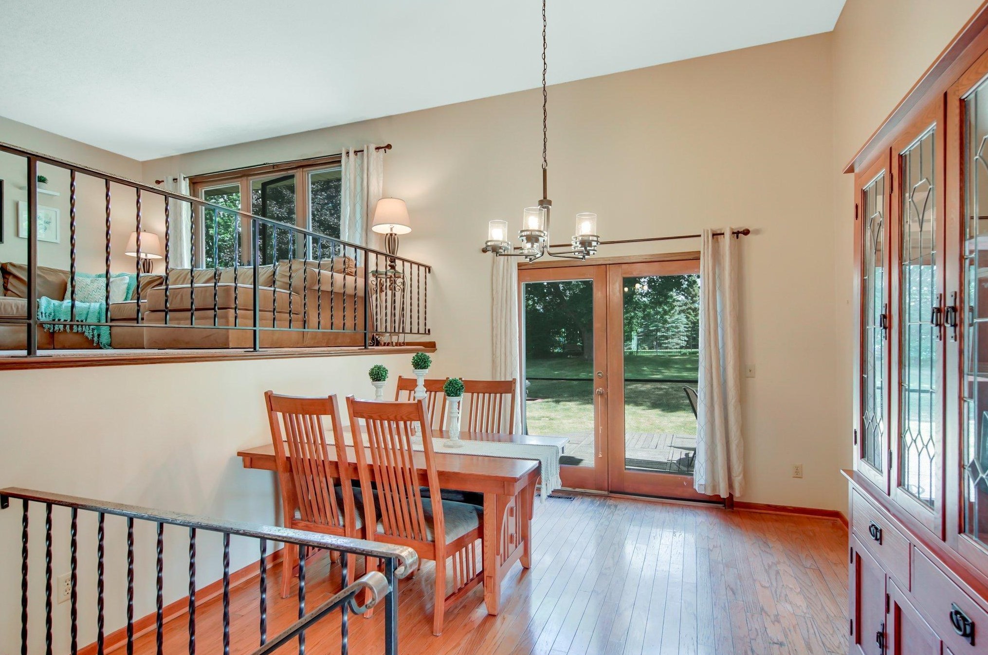 2395 Standridge Ave, Saint Paul MN  55109-1545 exterior