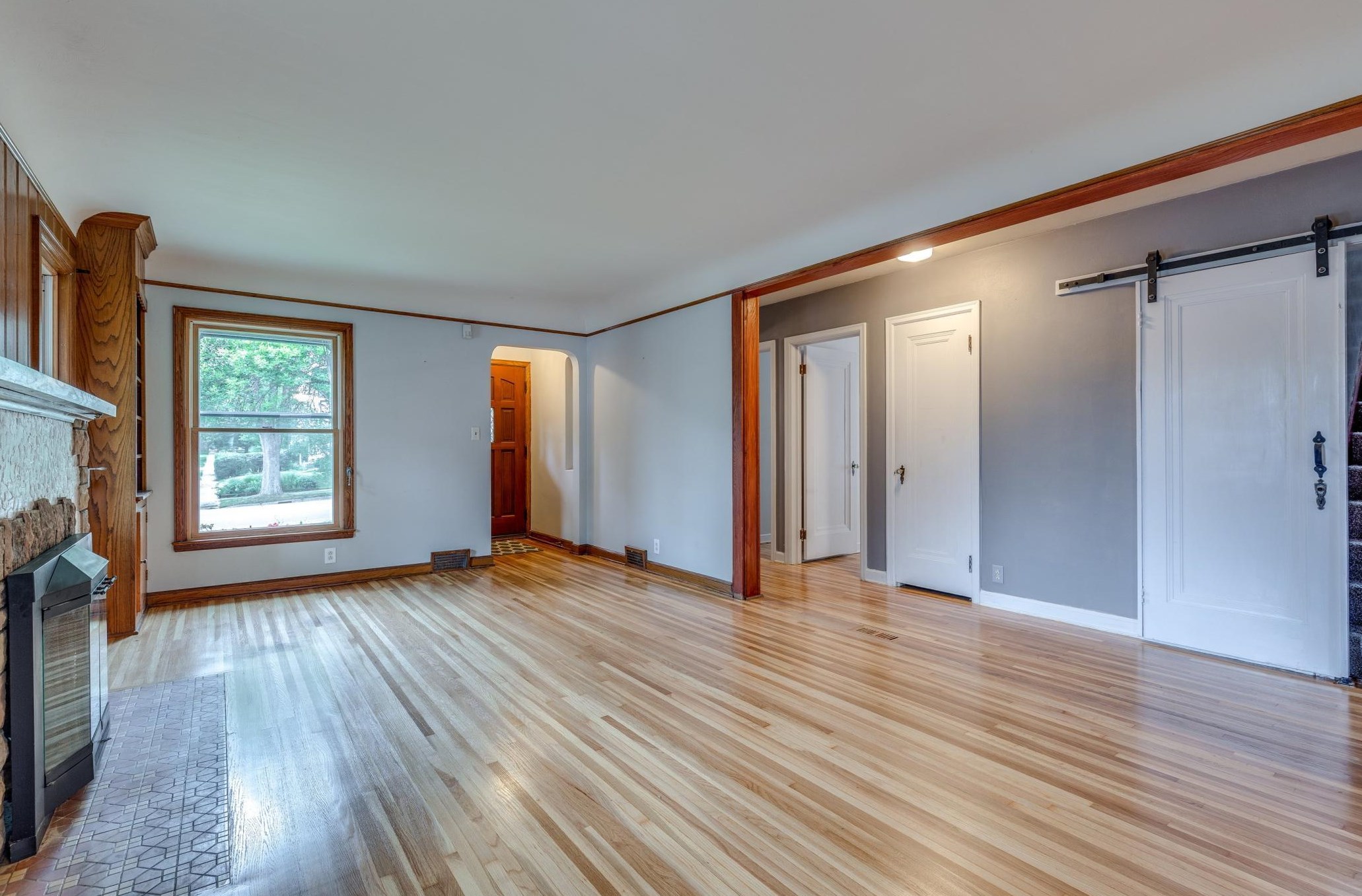 420 Lexington Pkwy, Saint Paul MN  55105-2927 exterior