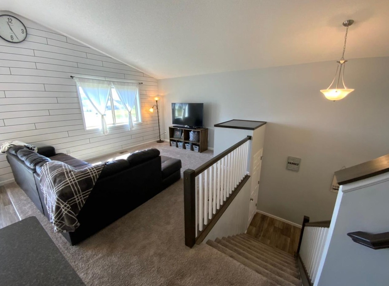 414 Bluebird St, Quamba MN  55051-1469 exterior