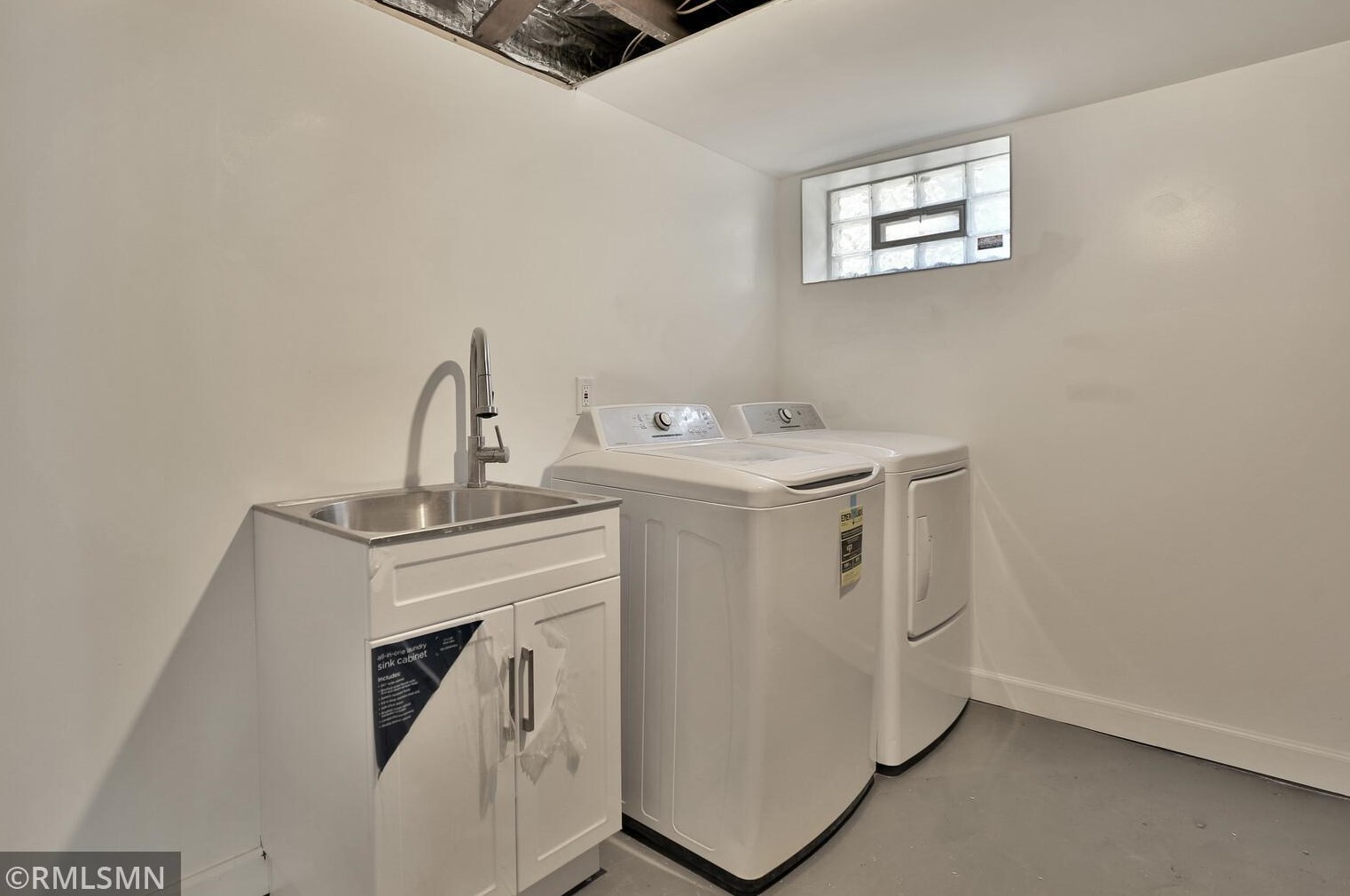 1642 Upton Ave, Minneapolis MN  55411-2831 exterior