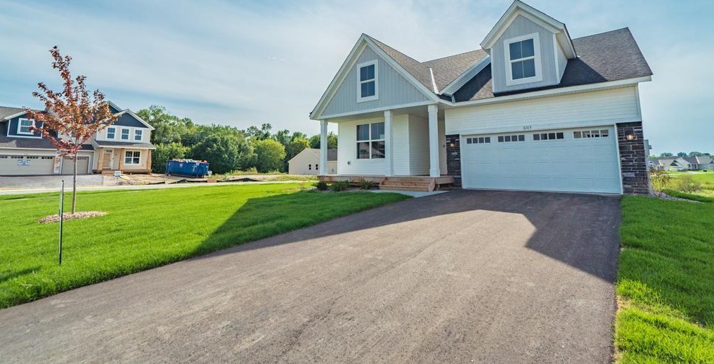 6634 92nd St, Cottage Grove, MN 55016
