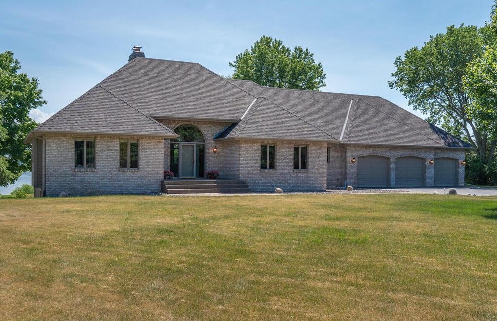 516 Barton Ave Nw, Buffalo, MN 55313