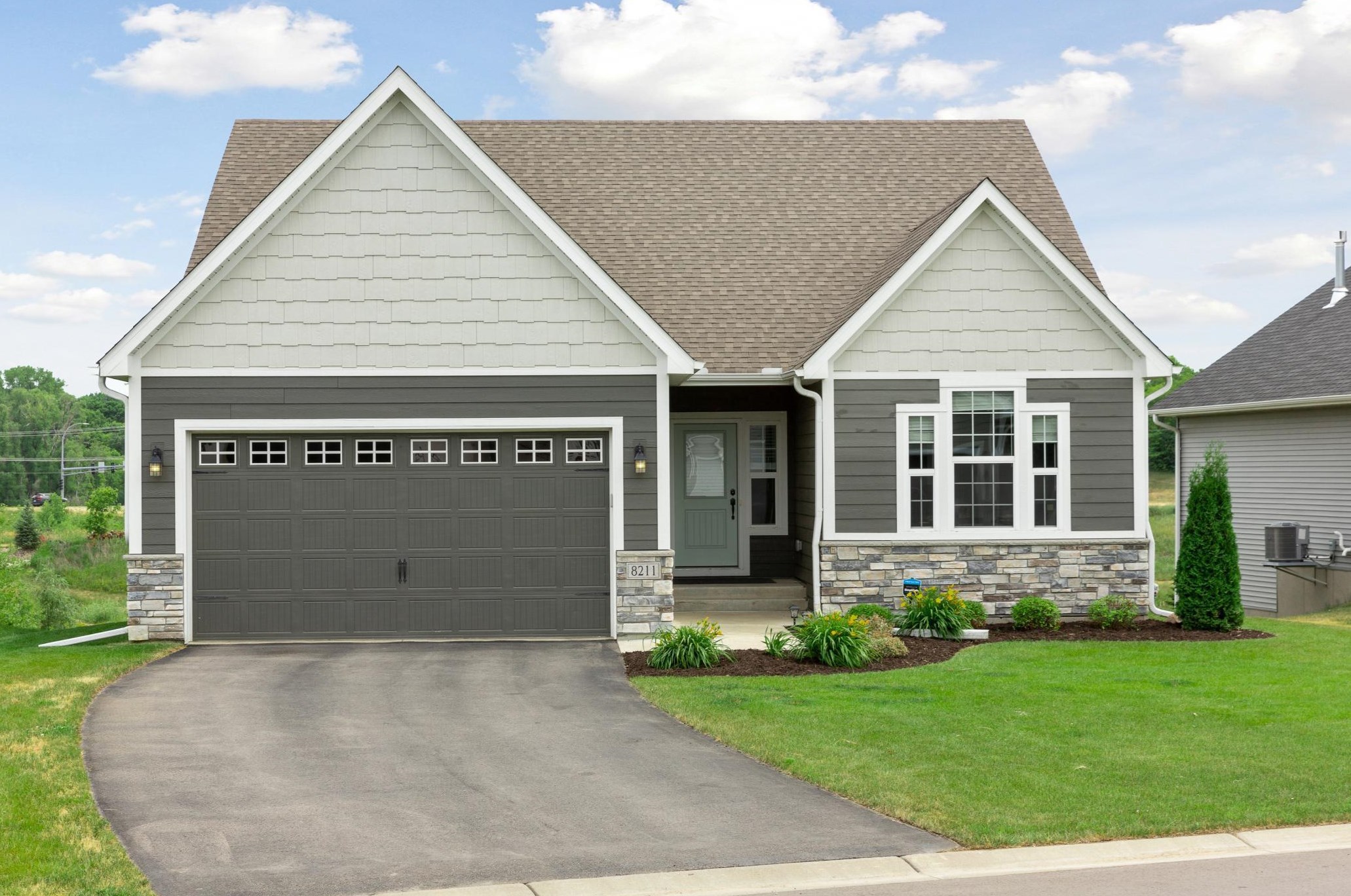 8211 158th St, Prior Lake MN  55378-2535 exterior