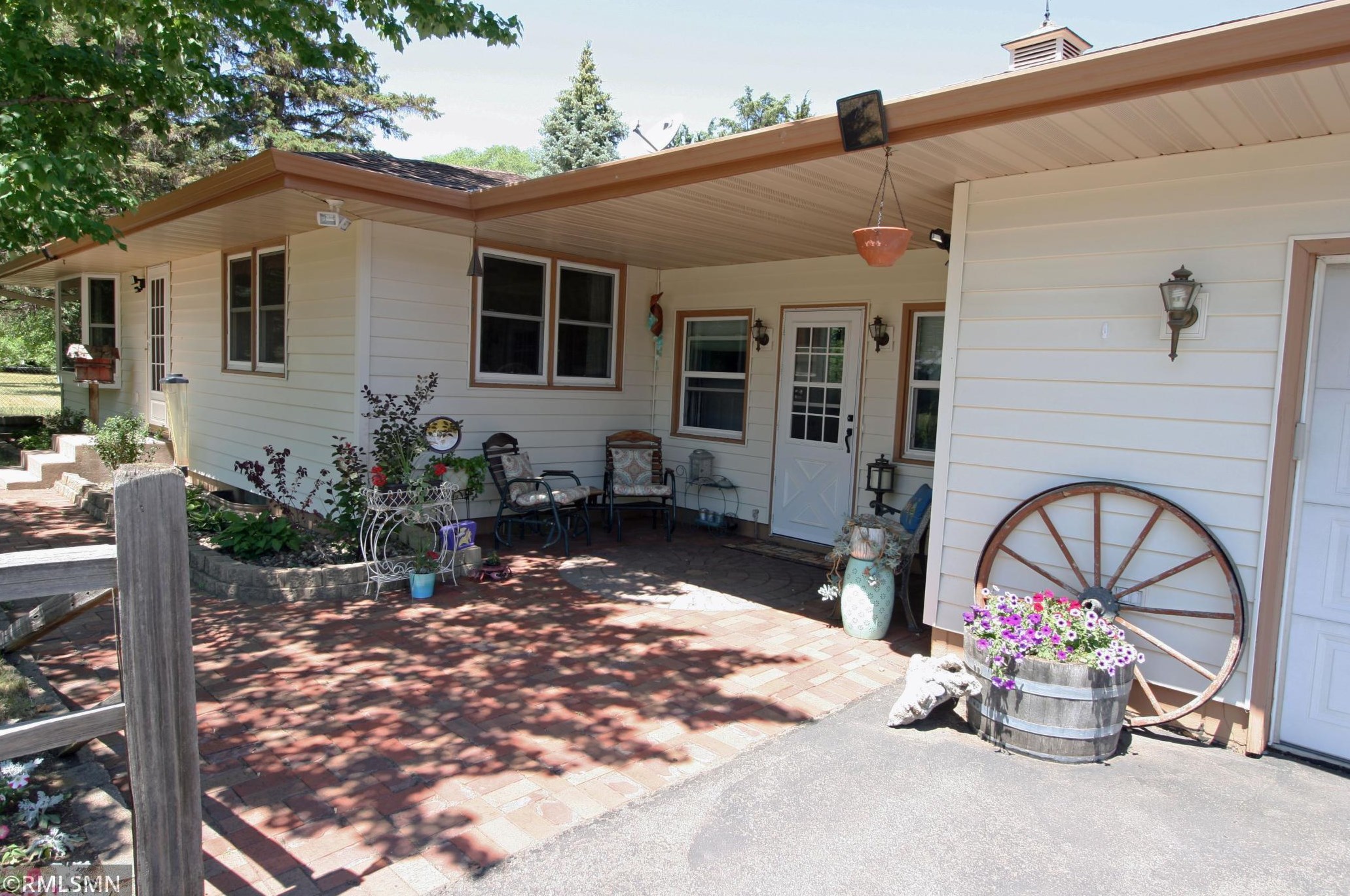 1814 Quarry Rd, Saint Cloud, MN 56301