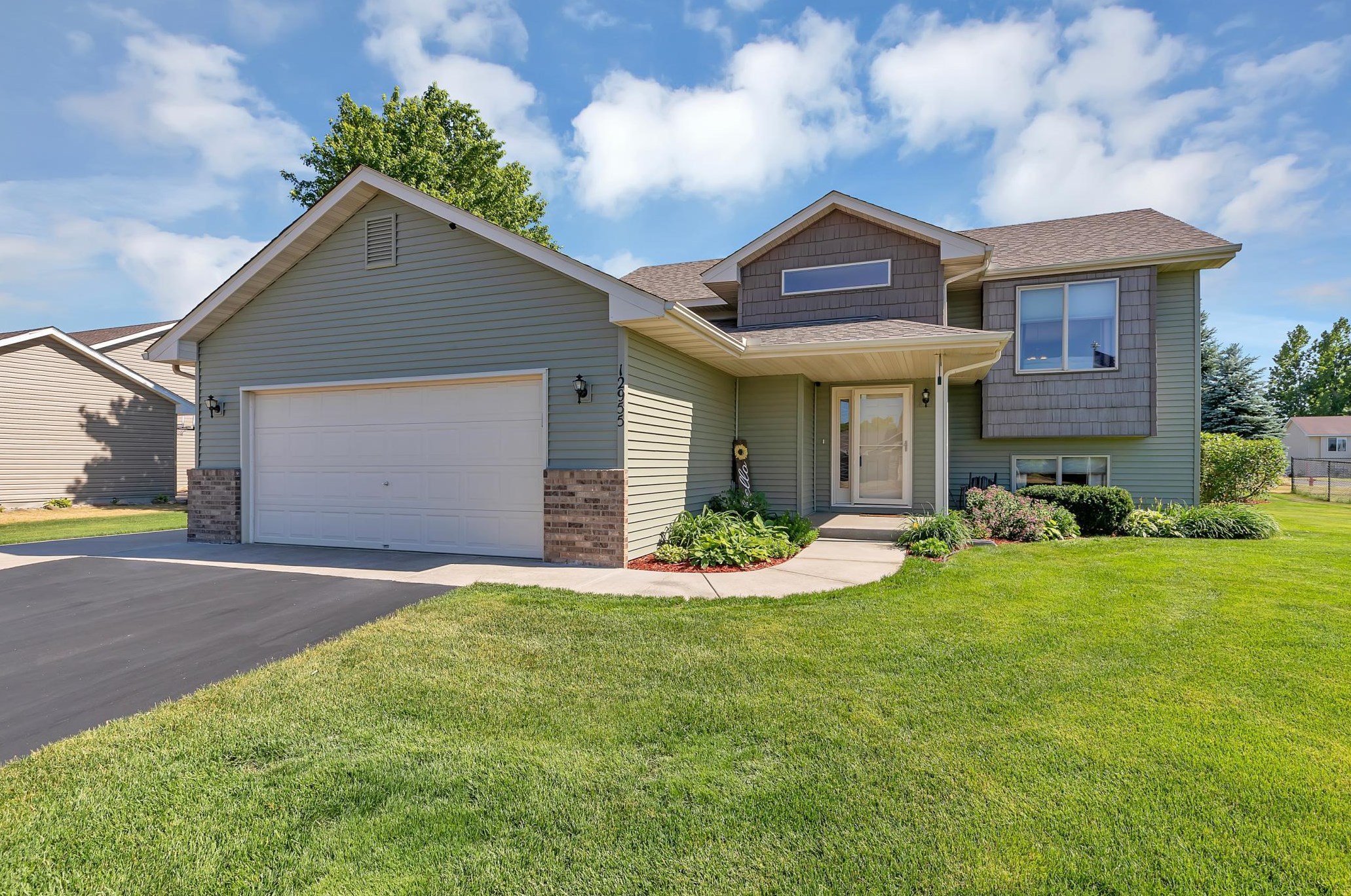 12955 Carole Dr, Becker, MN 55308