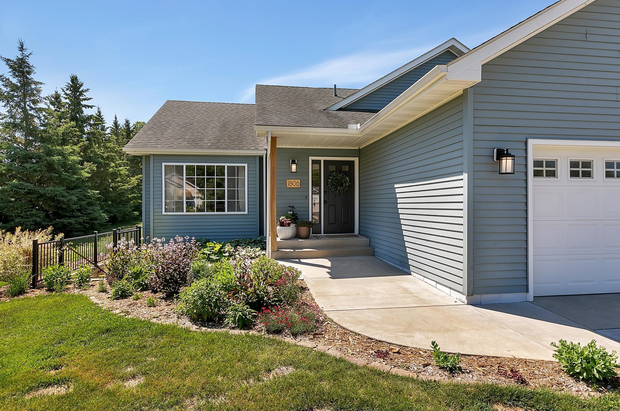 1806 37th St S, Saint Cloud, MN 56301