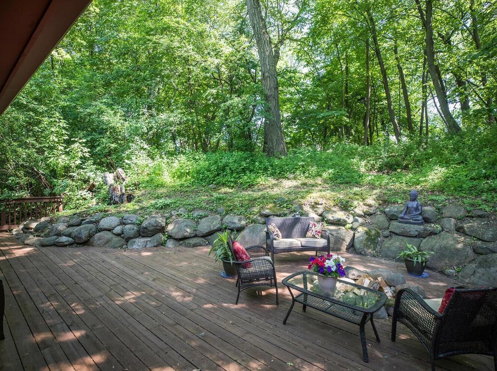 14775 Glendale St, Hopkins MN  55345-6618 exterior