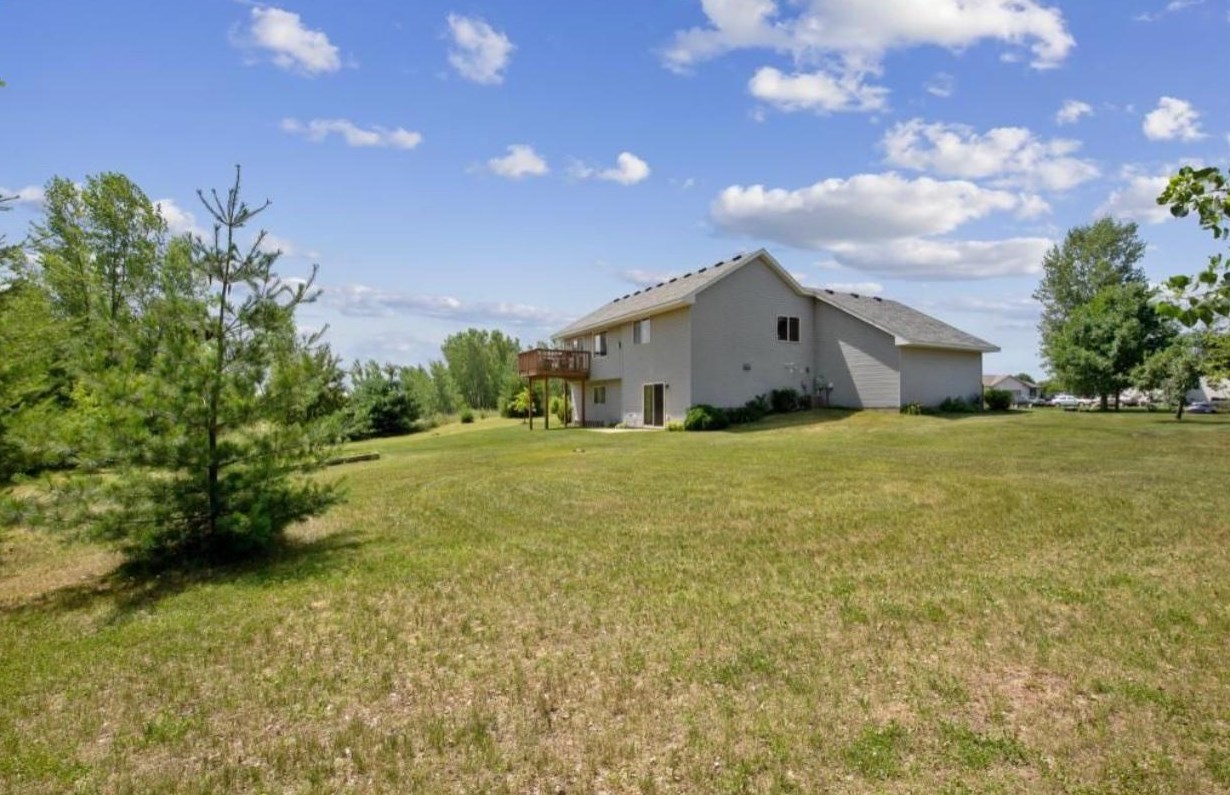 40737 Fahrion Rd, Sunrise, MN 55056-4940