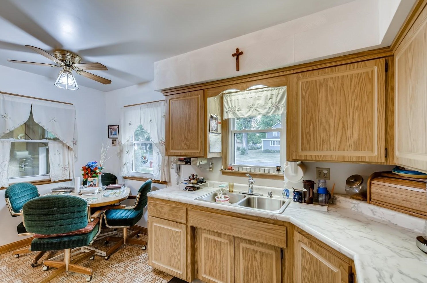1986 Margaret St, Saint Paul MN  55109-4119 exterior